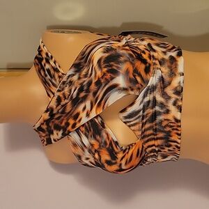 💙NWT SHEIN CROP TOP